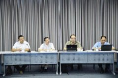 <b>濕垃圾專用生物降解垃圾袋標準即將發(fā)布，扔濕</b>